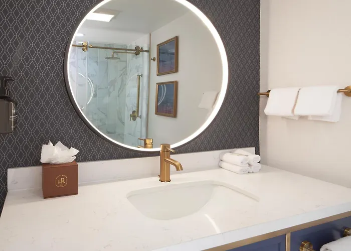 Hotel Royer Urbana Champaign, Tapestry Collection By Hilton 4*