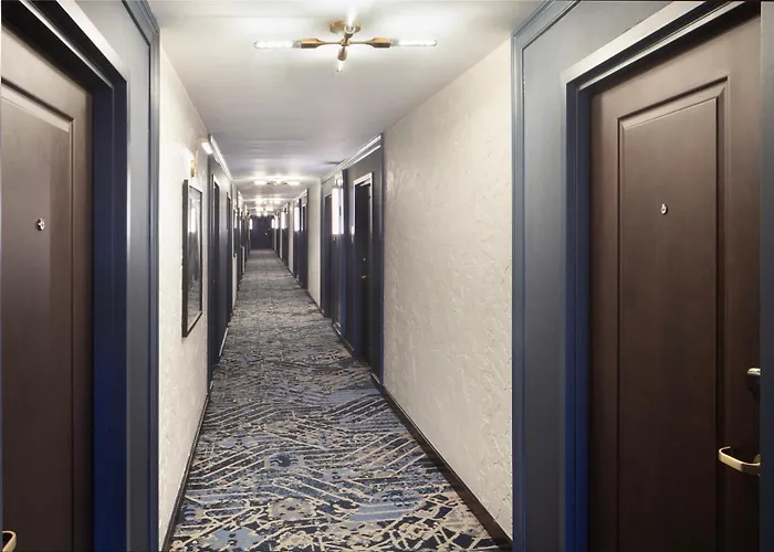 Hotel Royer Urbana Champaign, Tapestry Collection By Hilton