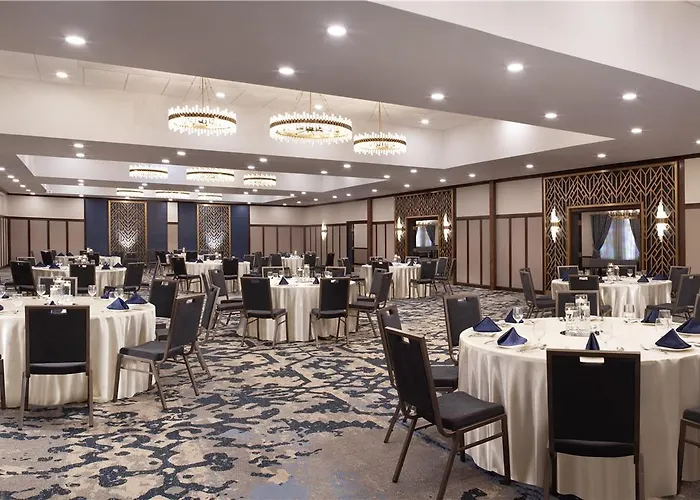 Hotel Royer Urbana Champaign, Tapestry Collection By Hilton 4*