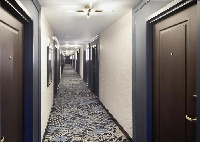 Royer Urbana Champaign, Tapestry Collection By Hilton 4*